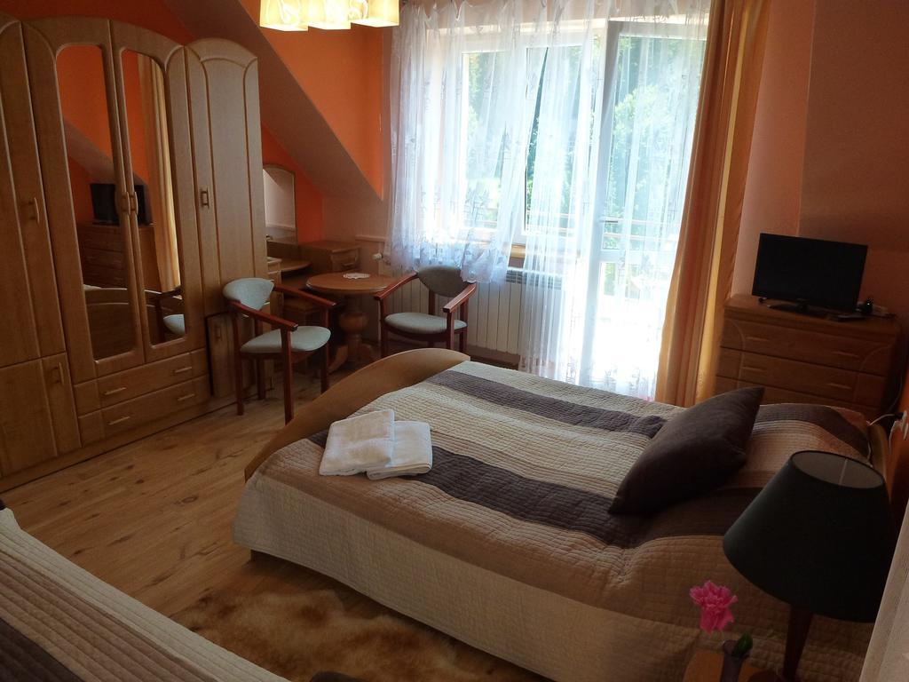 Pokoje Goscinne Vida Krynica Zdroj Room photo
